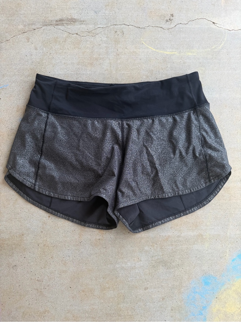 Lululemon Speed shorts High Rise 4"